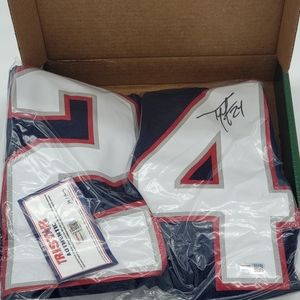 2022 TY LAW TriStar Hidden Treasures Autographed Football Jersey Edition